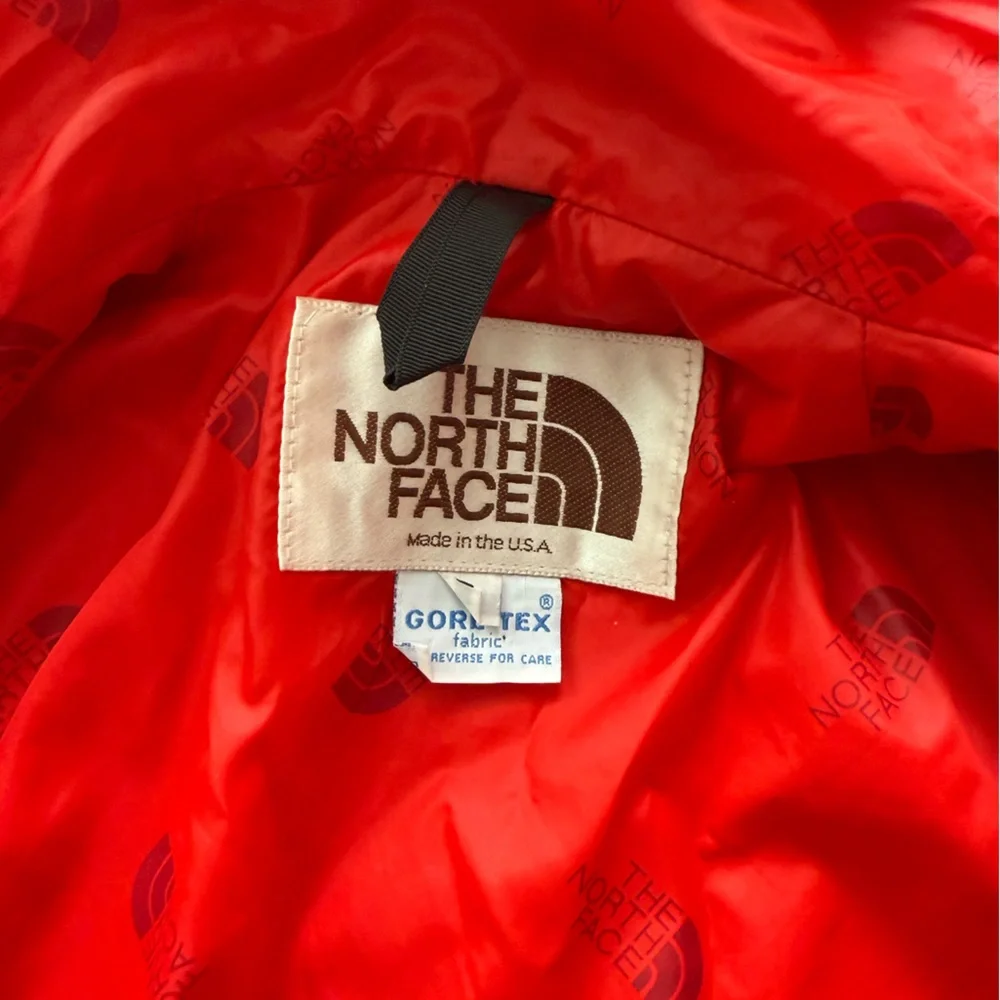 Vintage North Face  Red Hooded Rain Jacket Large - Picture 8 of 17